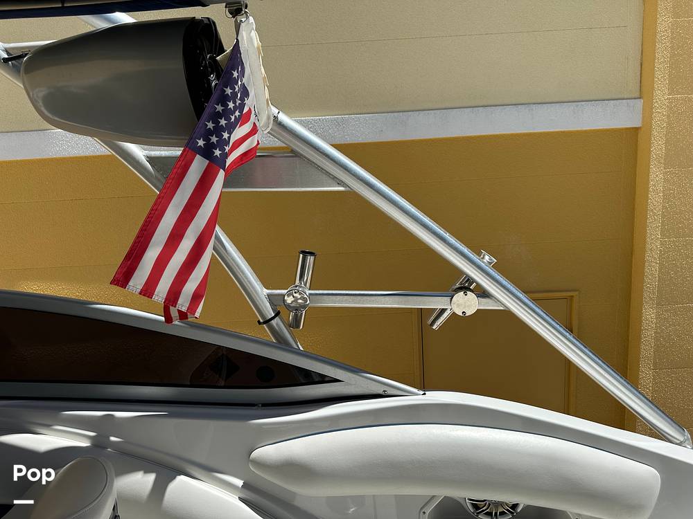Slide: The Image of Crownline 260 LS 2007 - 14676065