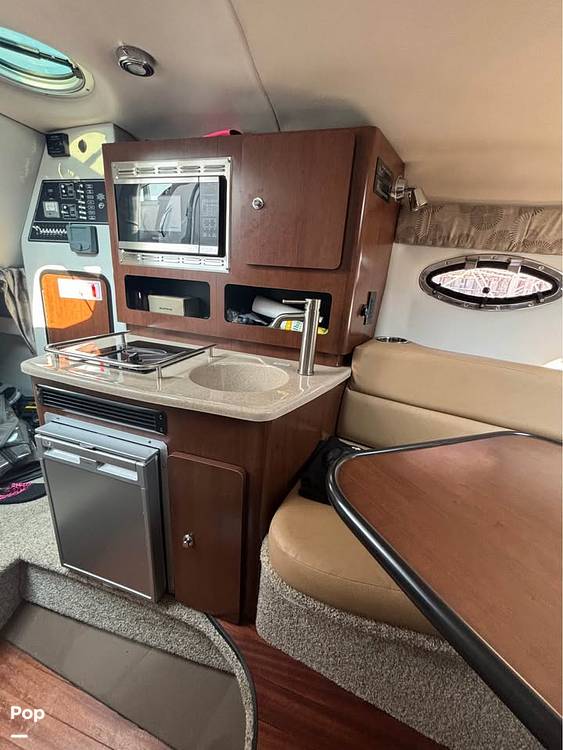 Slide: The Image of Crownline 264 CR 2021 - 15541763
