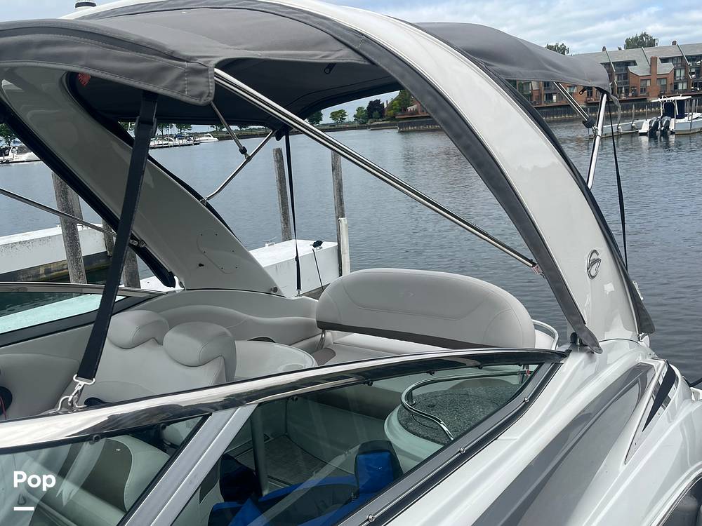 Slide: The Image of Crownline 264 CR 2021 - 15565255