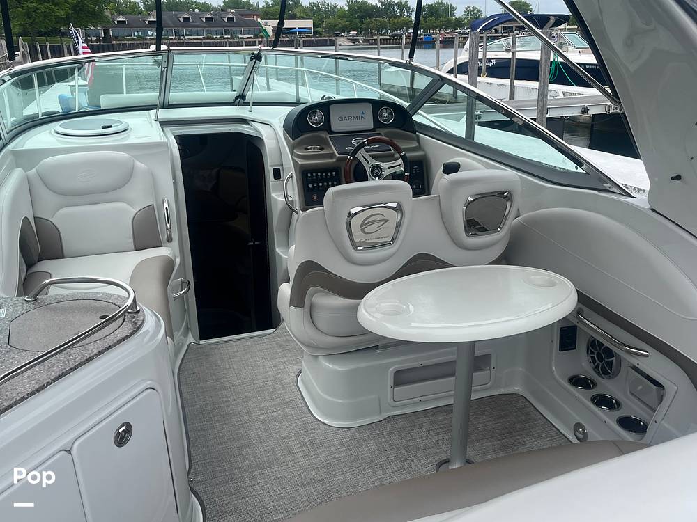Slide: The Image of Crownline 264 CR 2021 - 15565264