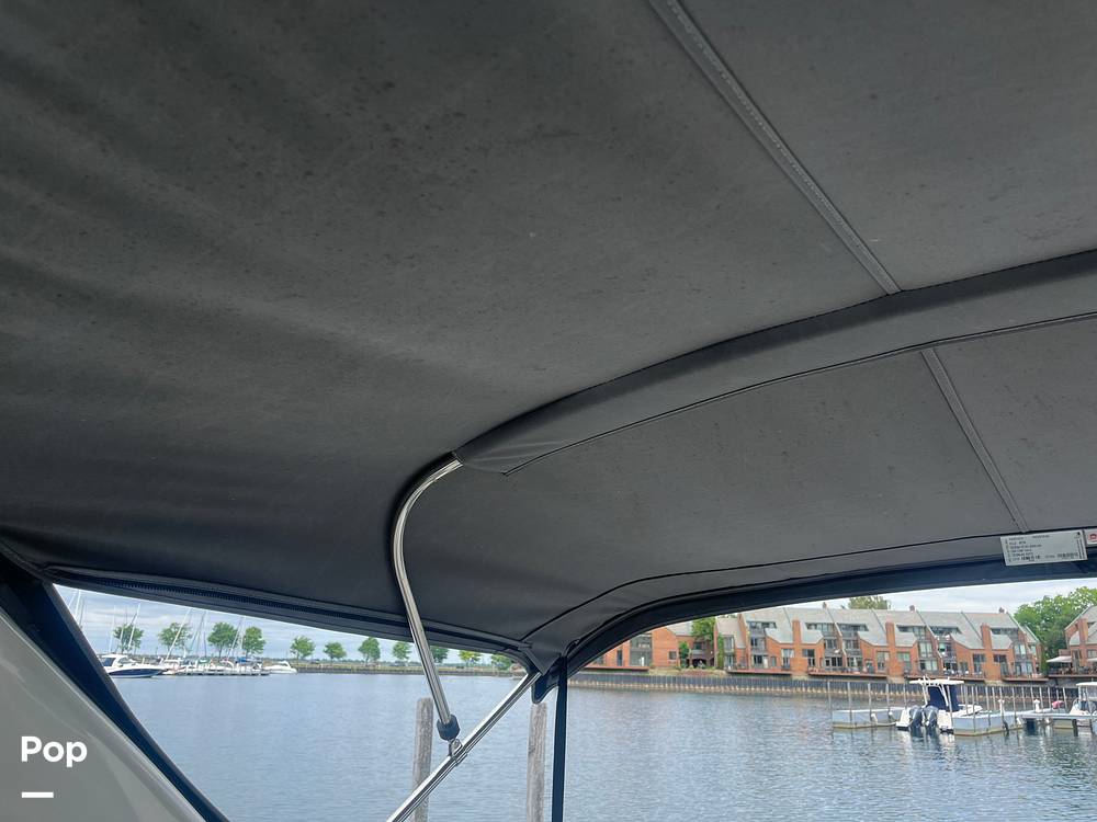 Slide: The Image of Crownline 264 CR 2021 - 15565308