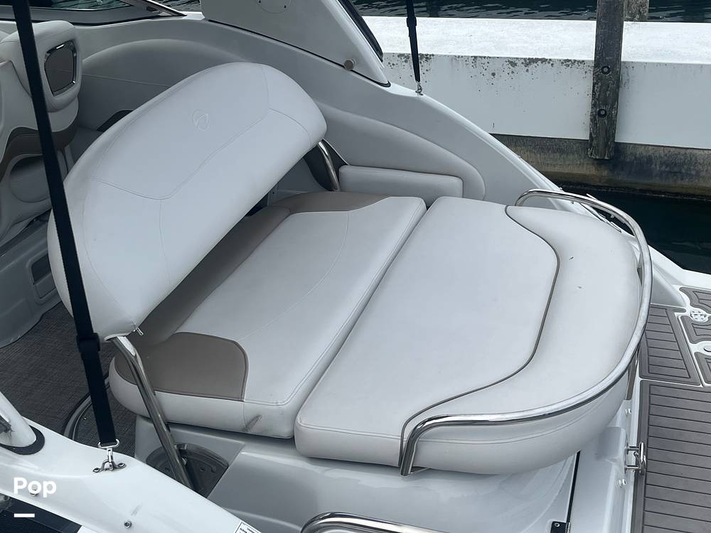 Slide: The Image of Crownline 264 CR 2021 - 15565321