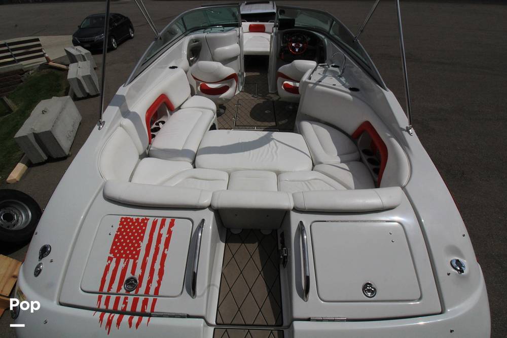 Slide: The Image of Crownline 270 2005 - 15362119