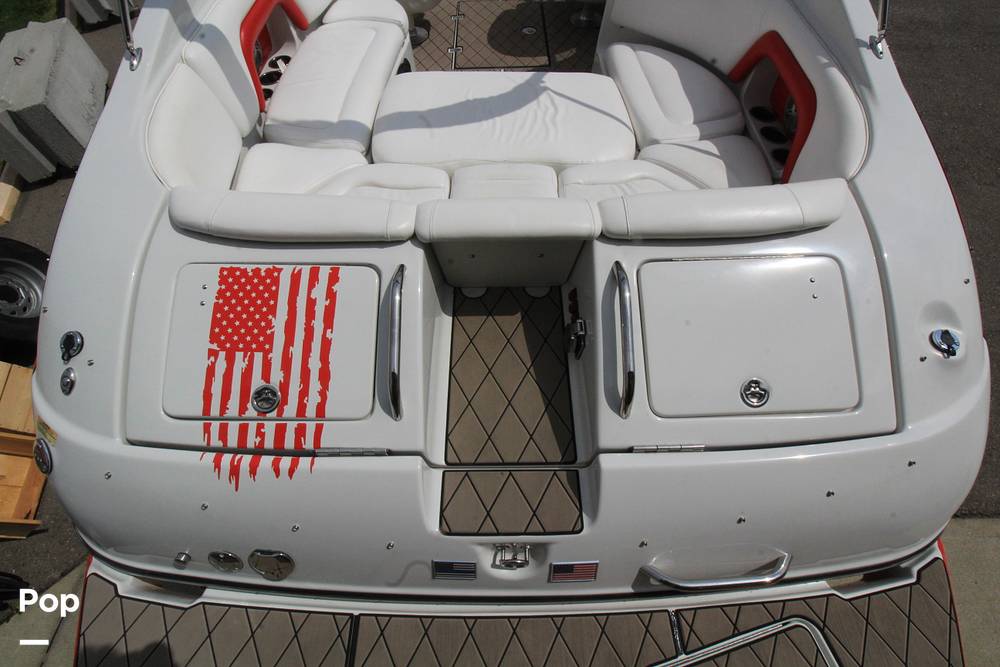 Slide: The Image of Crownline 270 2005 - 15362120