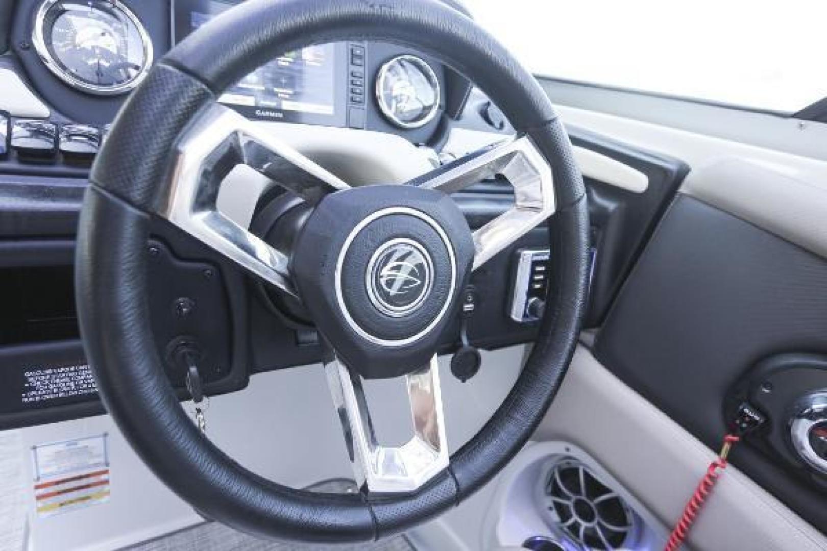 Slide: The Image of Crownline 280 XSS 2023 - 1522419