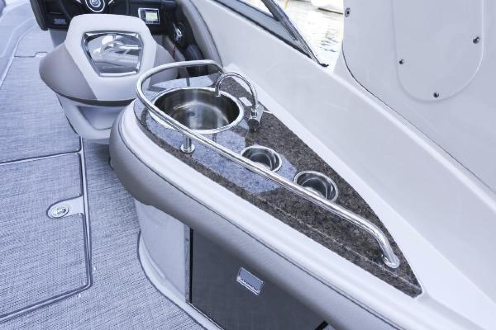 Slide: The Image of Crownline 280 XSS 2023 - 1522436