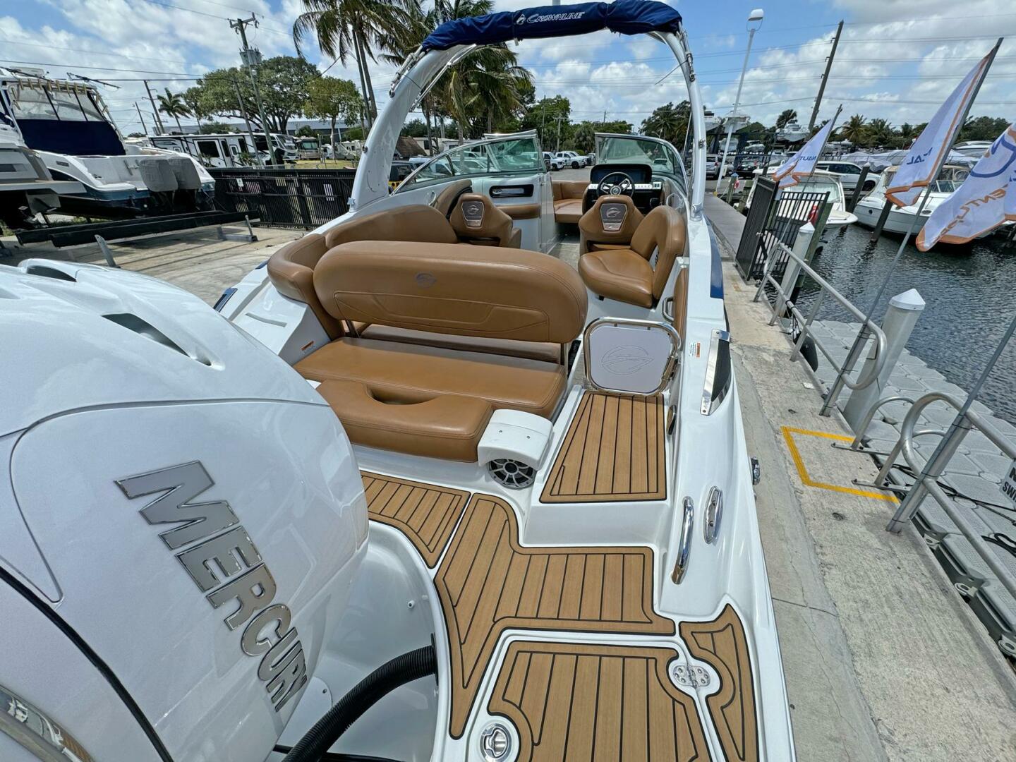 Slide: The Image of Crownline 290 XSS 2024 - 5384078