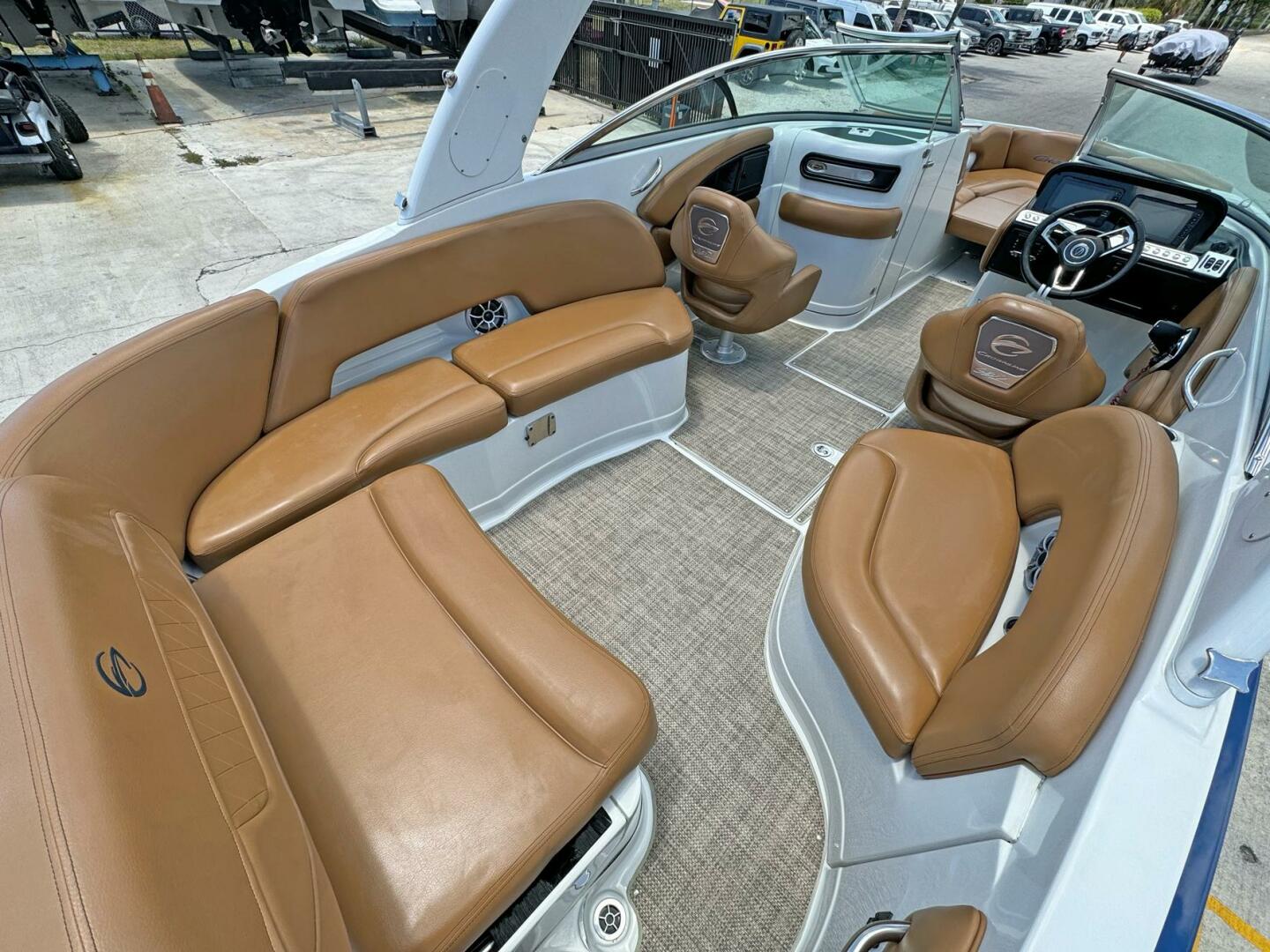 Slide: The Image of Crownline 290 XSS 2024 - 5384081
