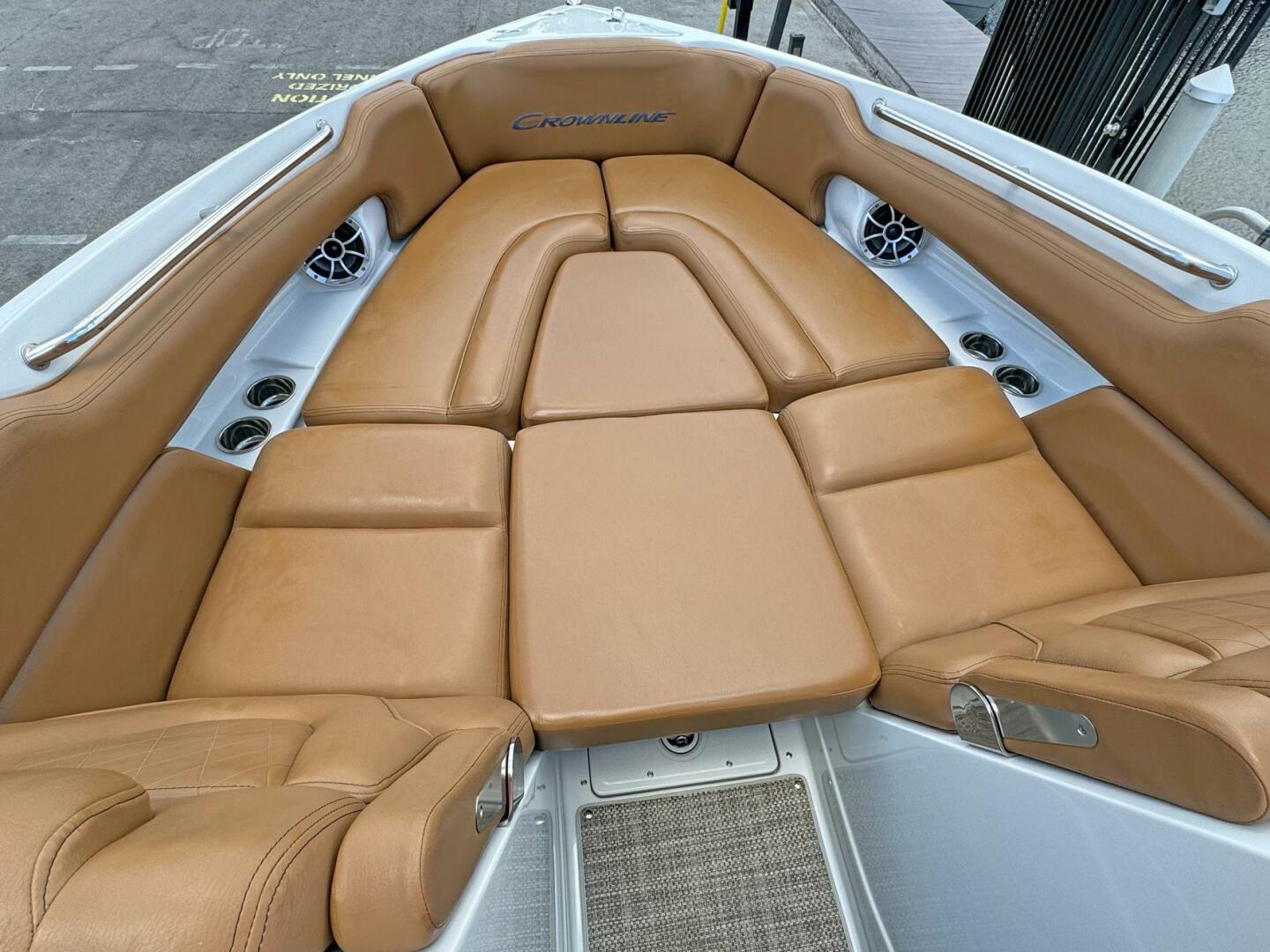 Slide: The Image of Crownline 290 XSS 2024 - 5384089