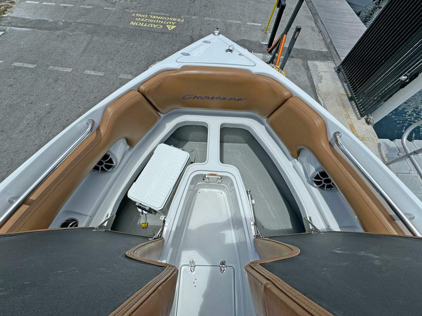 Slide: The Image of Crownline 290 XSS 2024 - 5384091