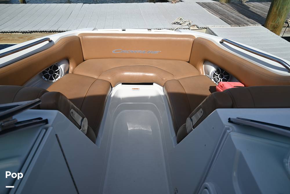 Slide: The Image of Crownline E235 XS 2023 - 15378658