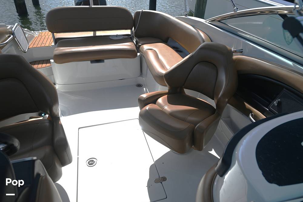 Slide: The Image of Crownline E235 XS 2023 - 15378671