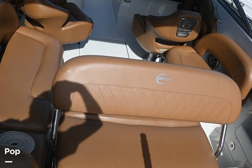 Slide: The Image of Crownline E235 XS 2023 - 15378698