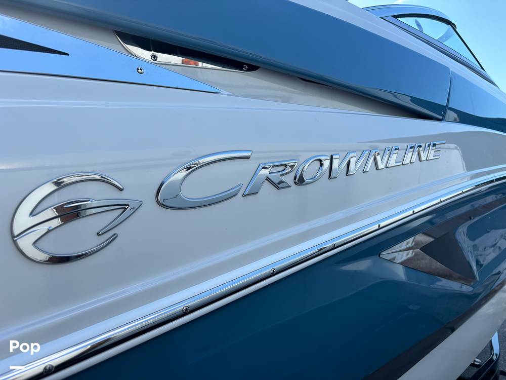 Slide: The Image of Crownline E255 2022 - 14789380