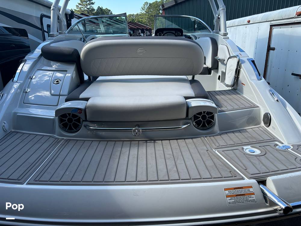 Slide: The Image of Crownline E255 2022 - 14789382