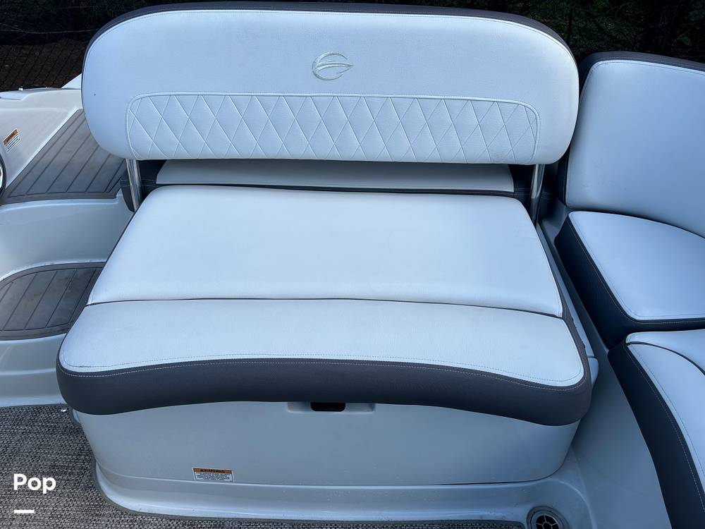 Slide: The Image of Crownline E255 2022 - 14789396