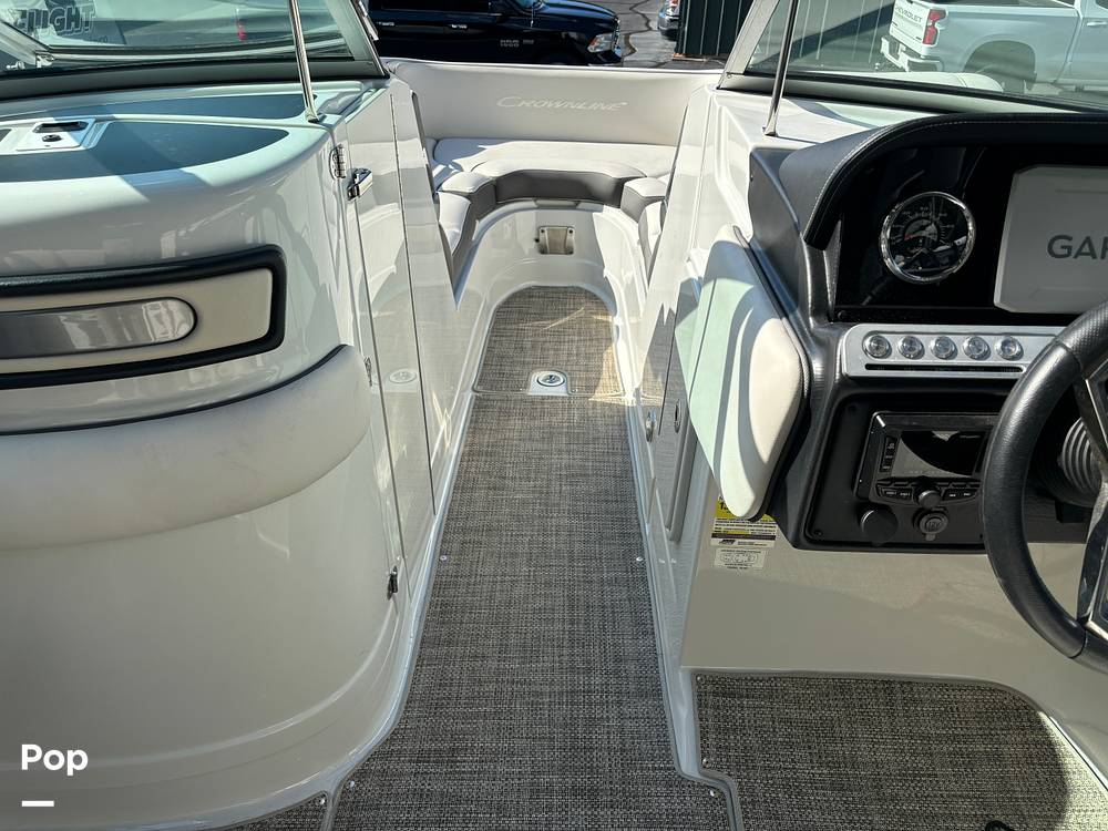 Slide: The Image of Crownline E255 2022 - 14789433
