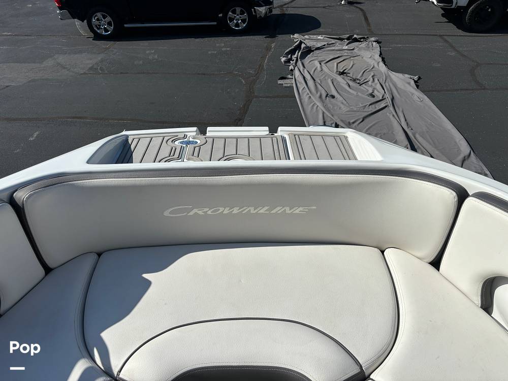 Slide: The Image of Crownline E255 2022 - 14789437