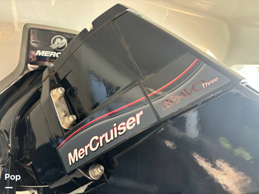 Slide: The Image of Crownline E255 2022 - 14789462