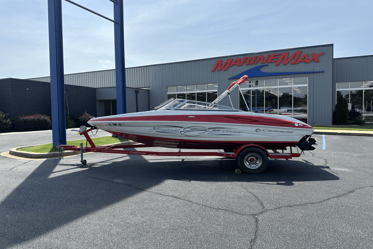 Slide: The Image of Crownline Boats 195SS 2012 - 0