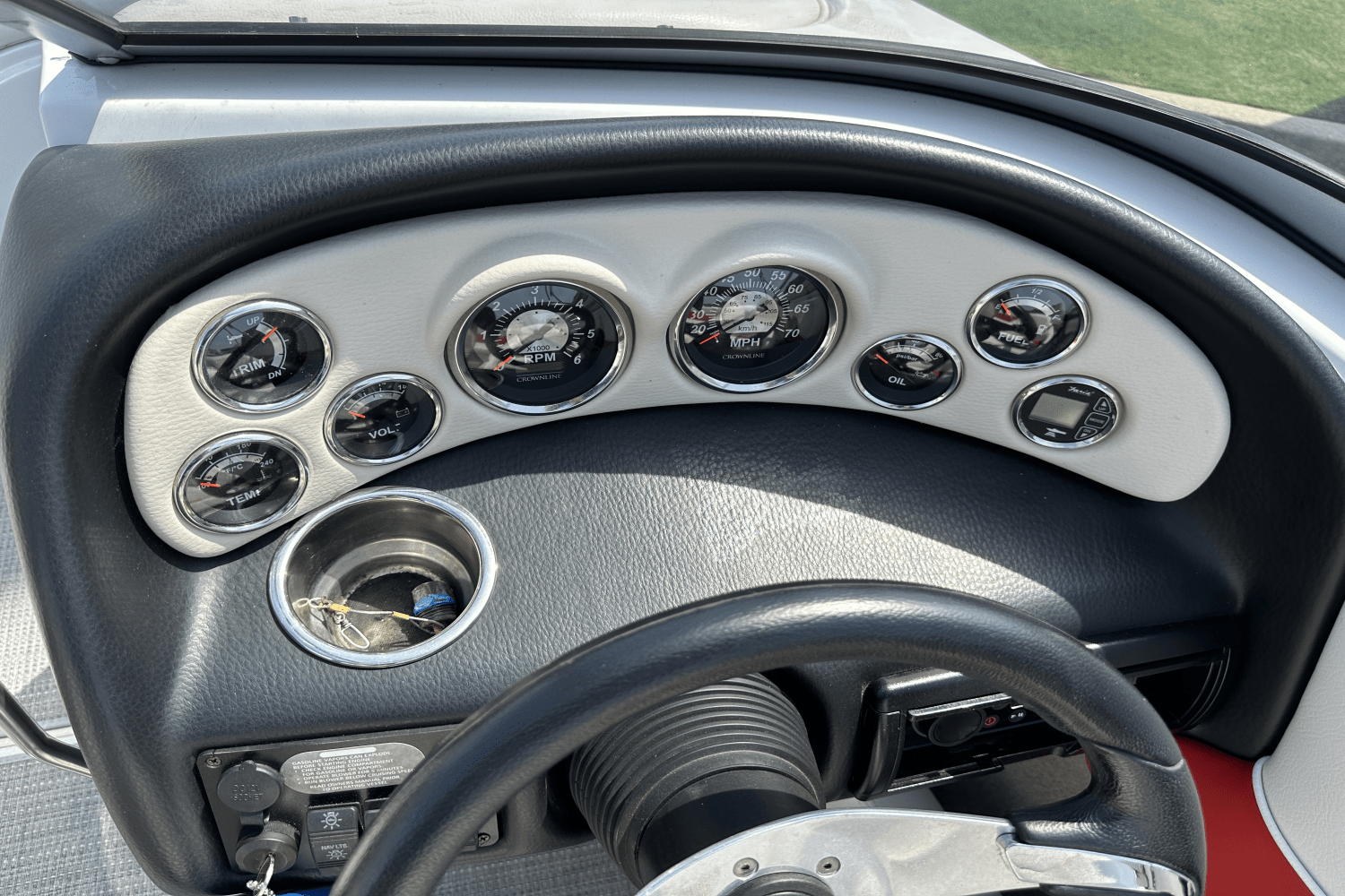 Slide: The Image of Crownline Boats 195SS 2012 - 11