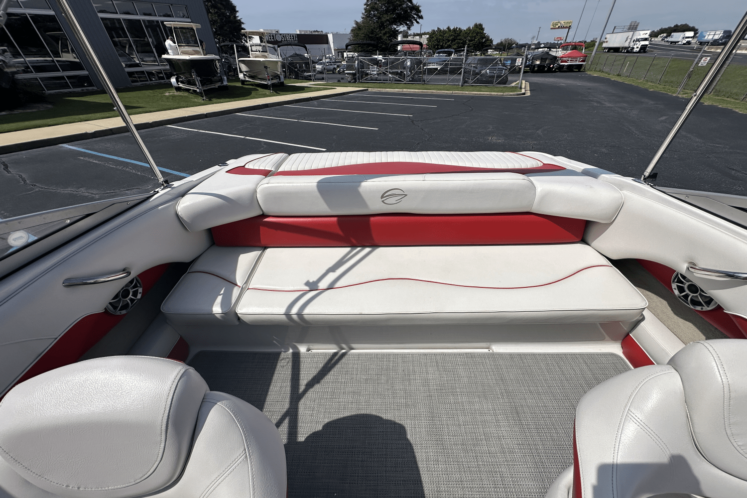 Slide: The Image of Crownline Boats 195SS 2012 - 14