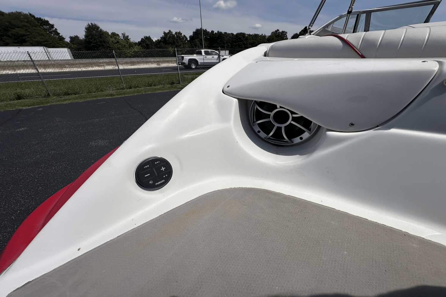 Slide: The Image of Crownline Boats 195SS 2012 - 16