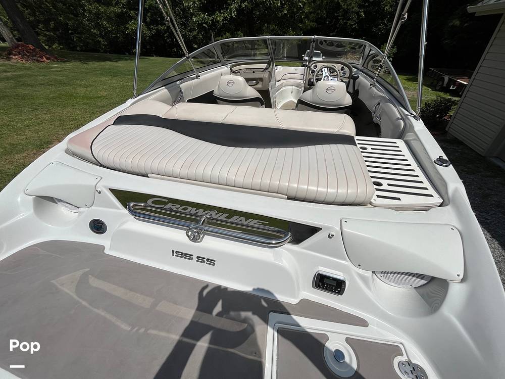 Slide: The Image of Crownline Boats 195 SS 2016 - 12720634