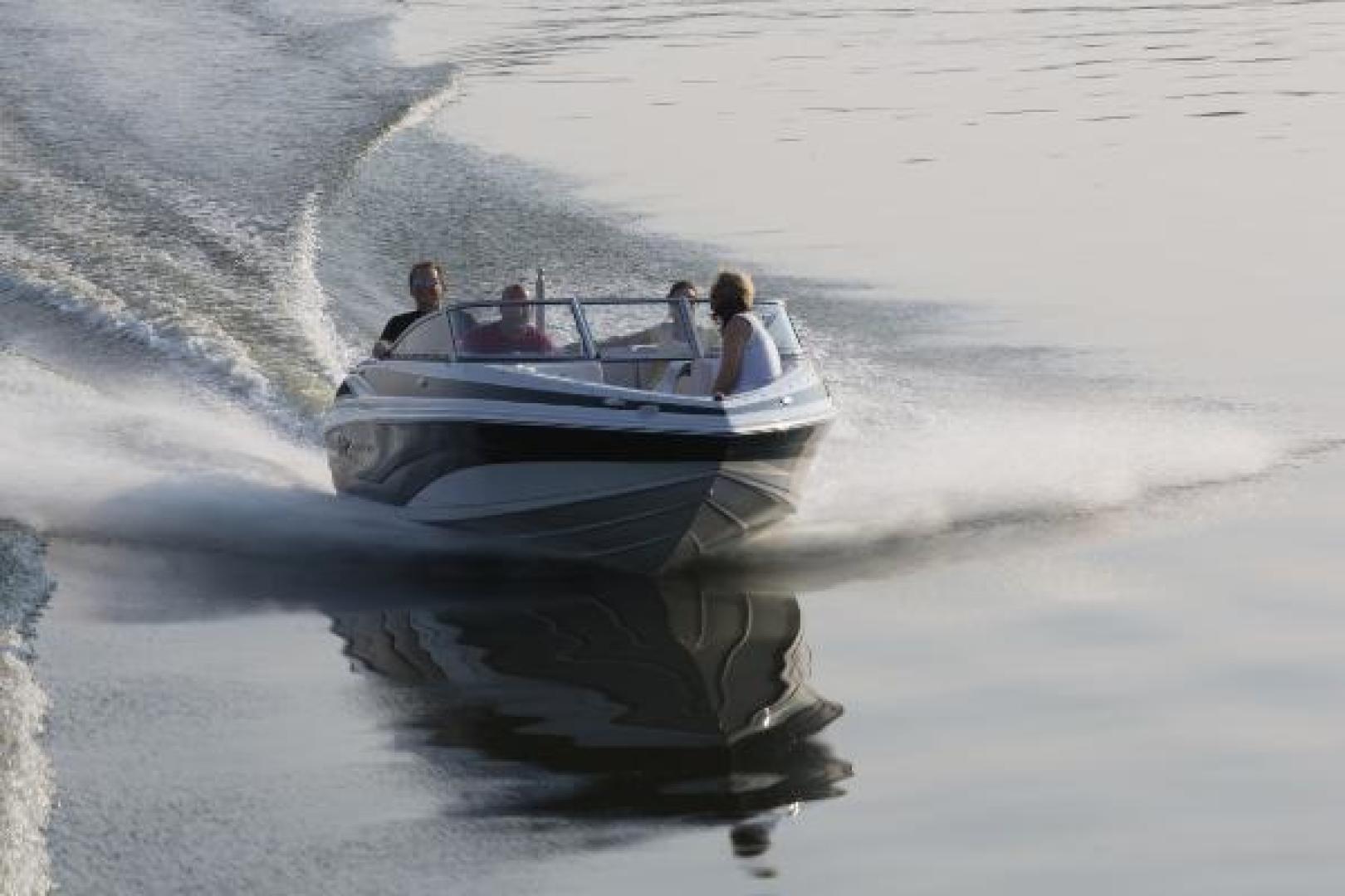 Slide: The Image of Crownline Boats 19 XS 2023 - 1800976