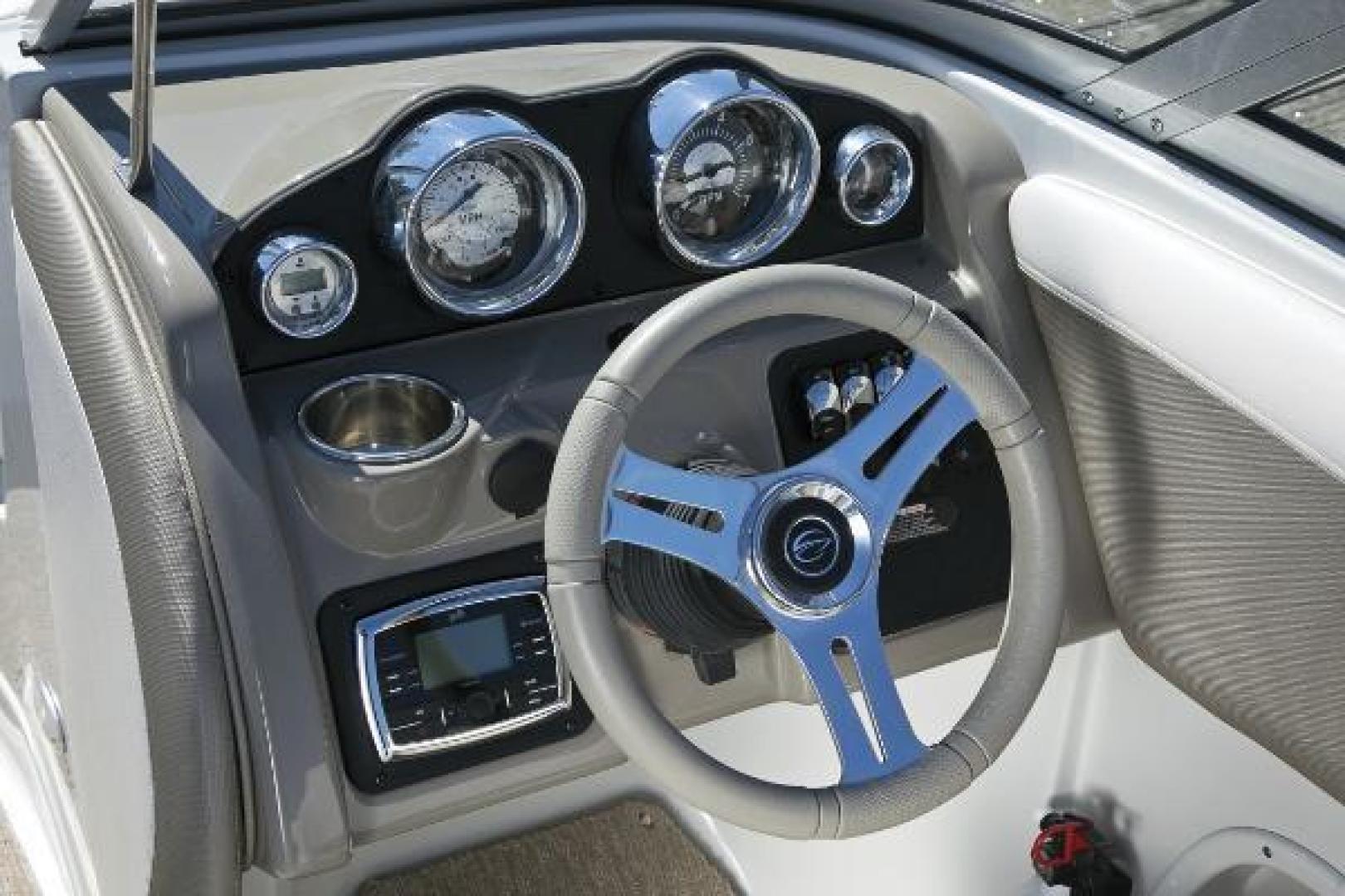 Slide: The Image of Crownline Boats 19 XS 2023 - 1800981