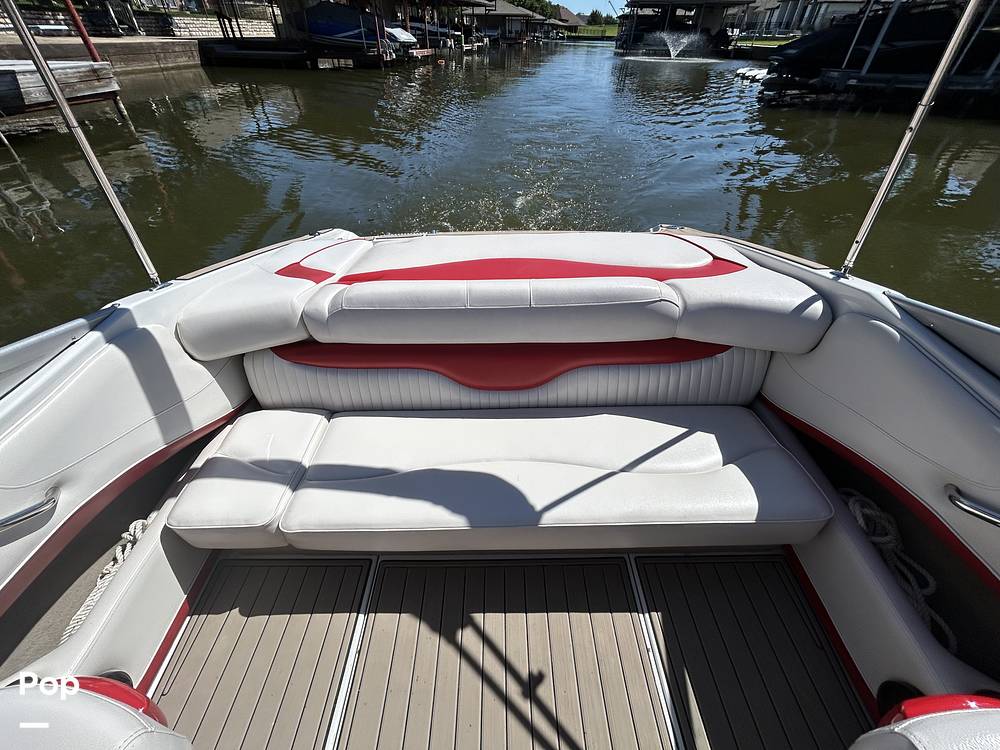 Slide: The Image of Crownline Boats 21 SS 2011 - 15475126