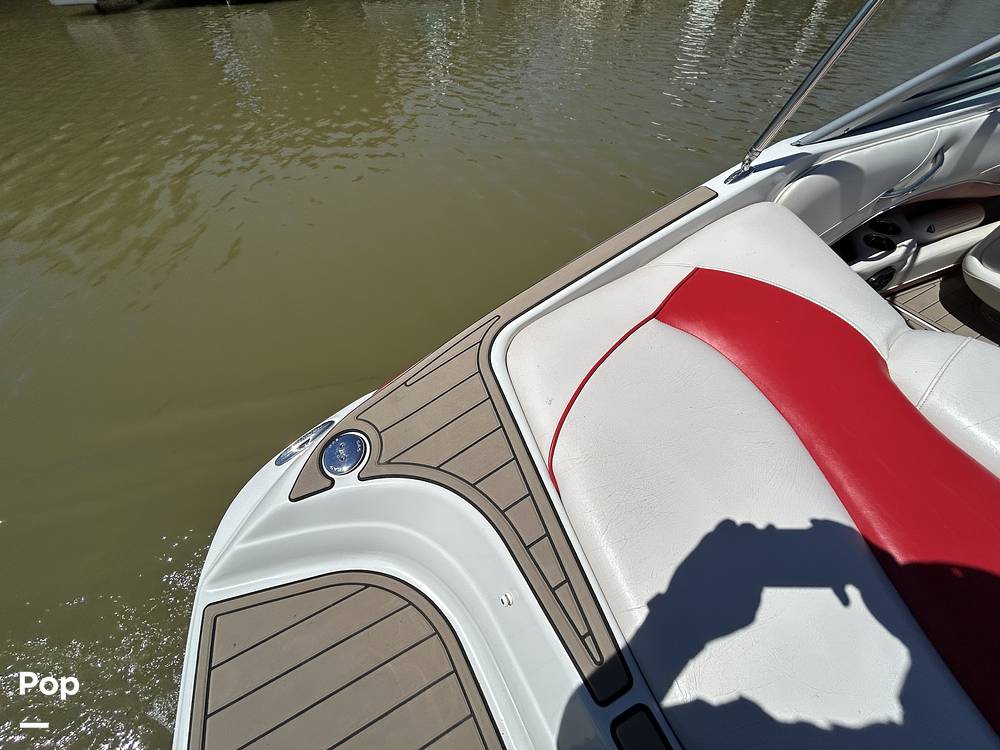 Slide: The Image of Crownline Boats 21 SS 2011 - 15475140