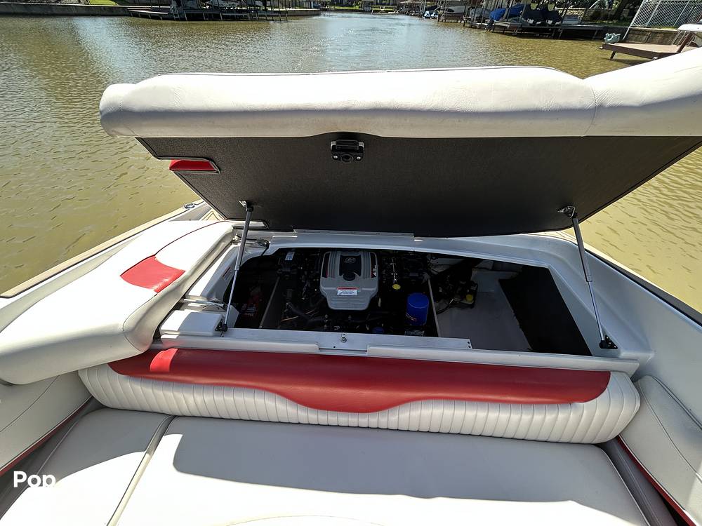 Slide: The Image of Crownline Boats 21 SS 2011 - 15475146