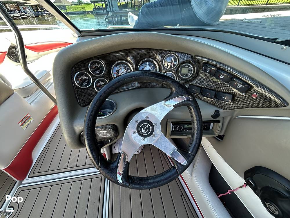 Slide: The Image of Crownline Boats 21 SS 2011 - 15475158