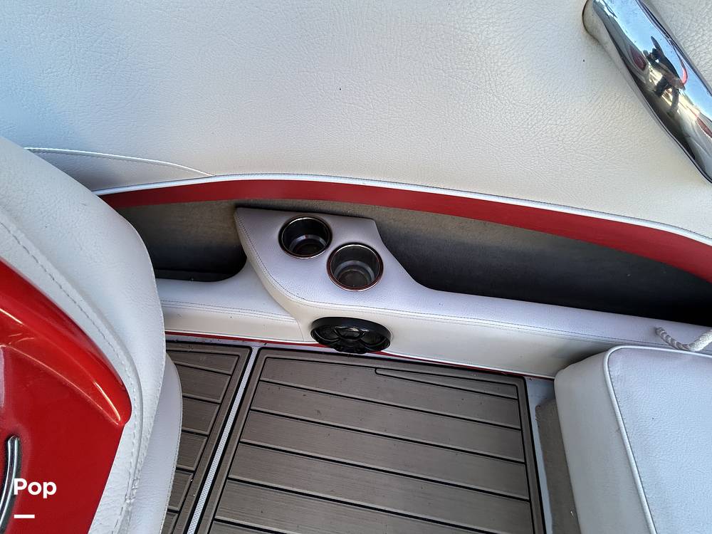 Slide: The Image of Crownline Boats 21 SS 2011 - 15475160