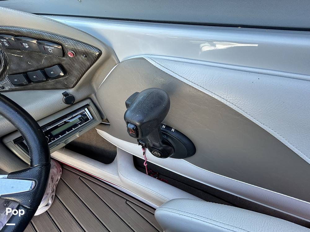 Slide: The Image of Crownline Boats 21 SS 2011 - 15475164