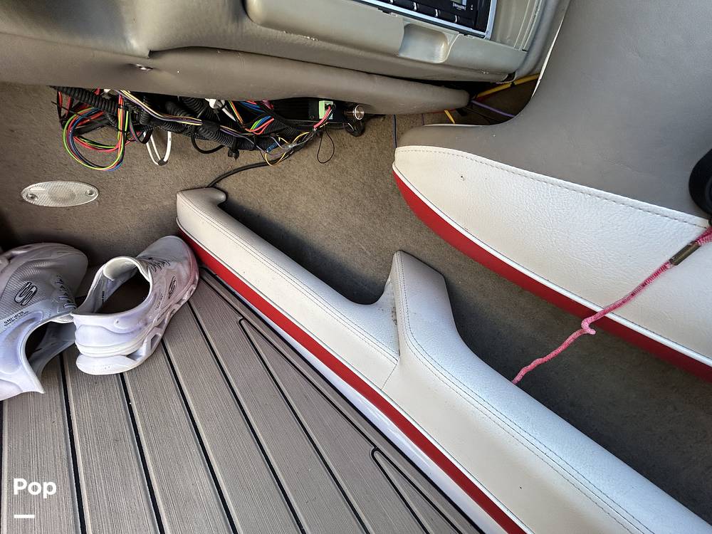 Slide: The Image of Crownline Boats 21 SS 2011 - 15475165