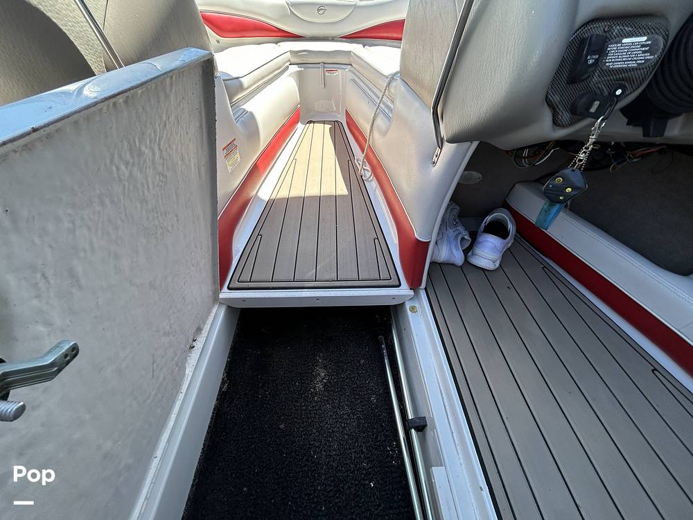 Slide: The Image of Crownline Boats 21 SS 2011 - 15475169