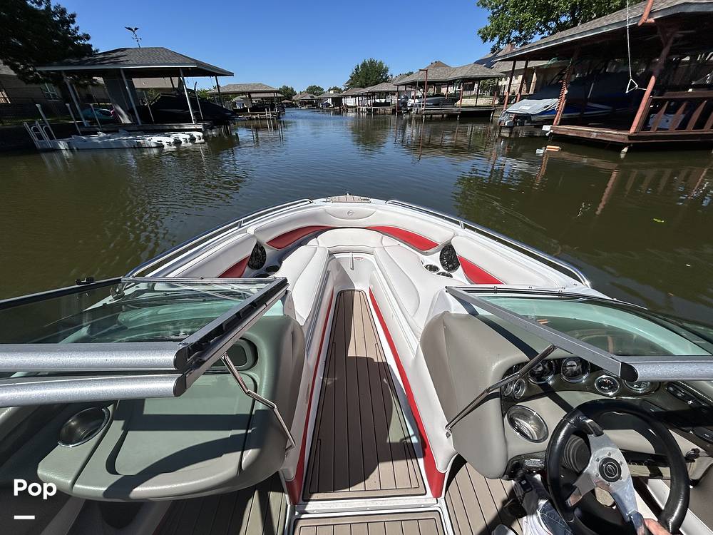 Slide: The Image of Crownline Boats 21 SS 2011 - 15475175