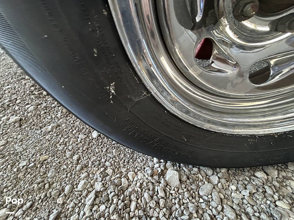 Slide: The Image of Crownline Boats 21 SS 2011 - 15479023