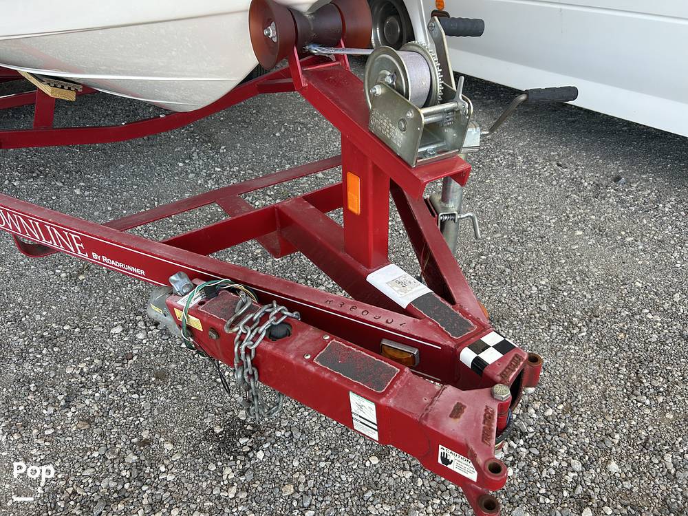 Slide: The Image of Crownline Boats 21 SS 2011 - 15479035