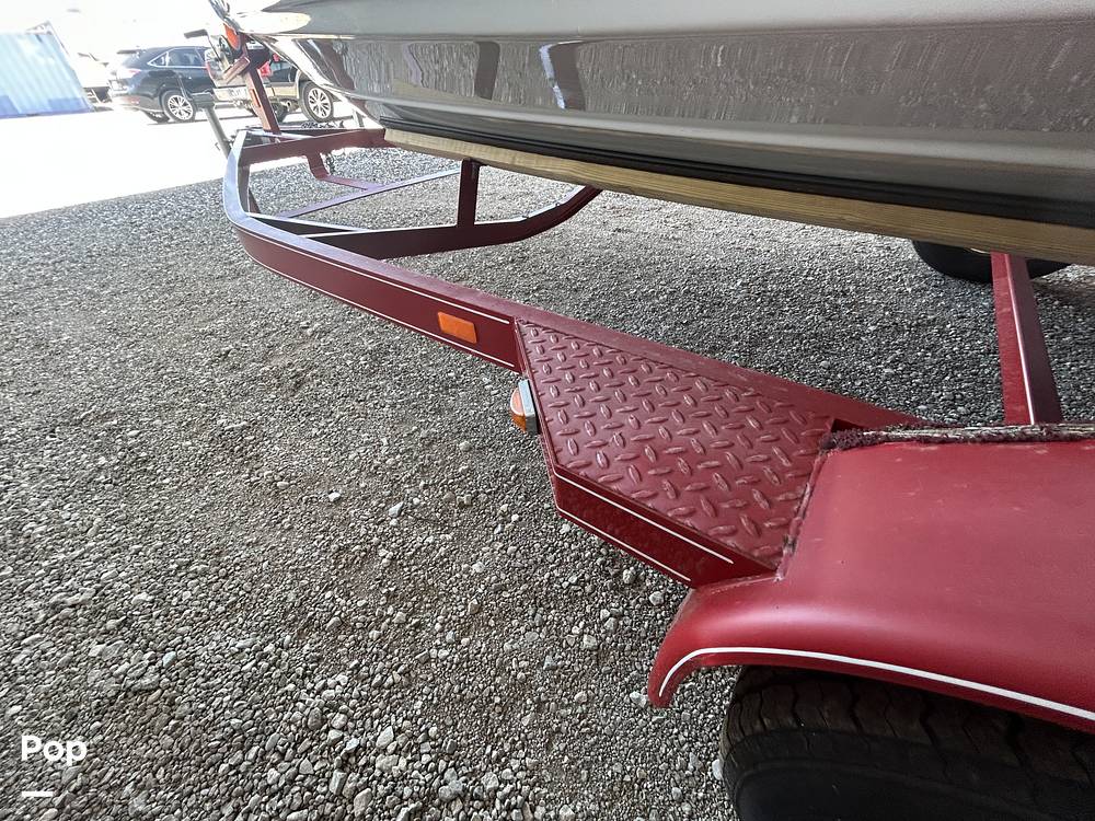 Slide: The Image of Crownline Boats 21 SS 2011 - 15479042