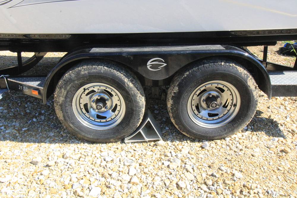 Slide: The Image of Crownline Boats 21ss 2012 - 14478899