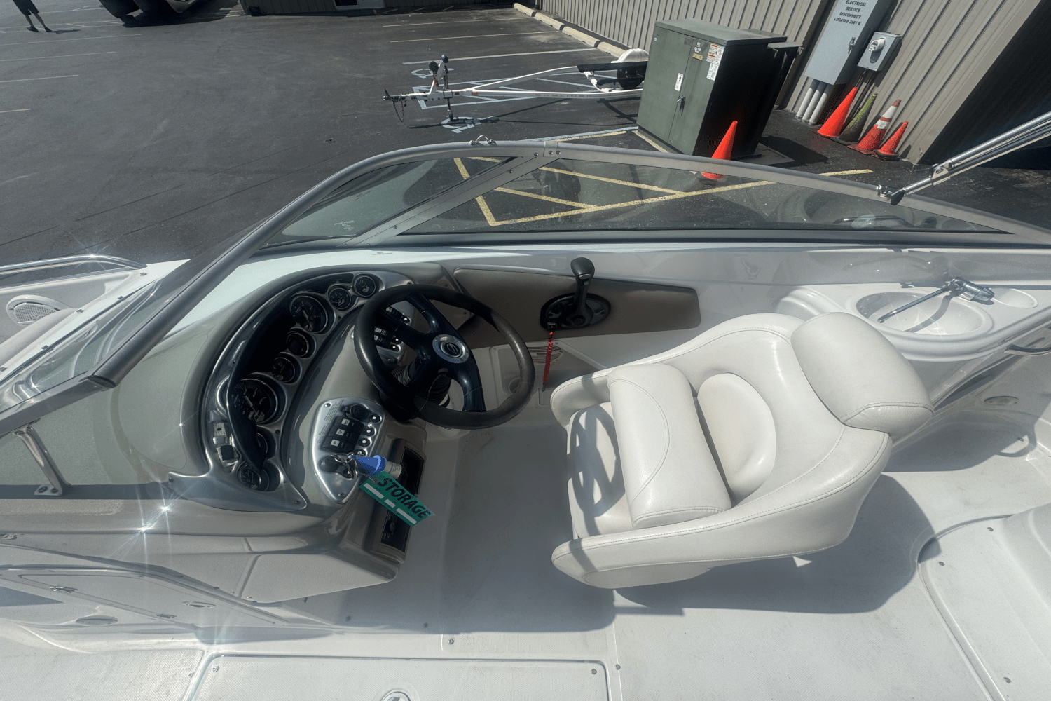 Slide: The Image of Crownline Boats 220 EX 2005 - 13