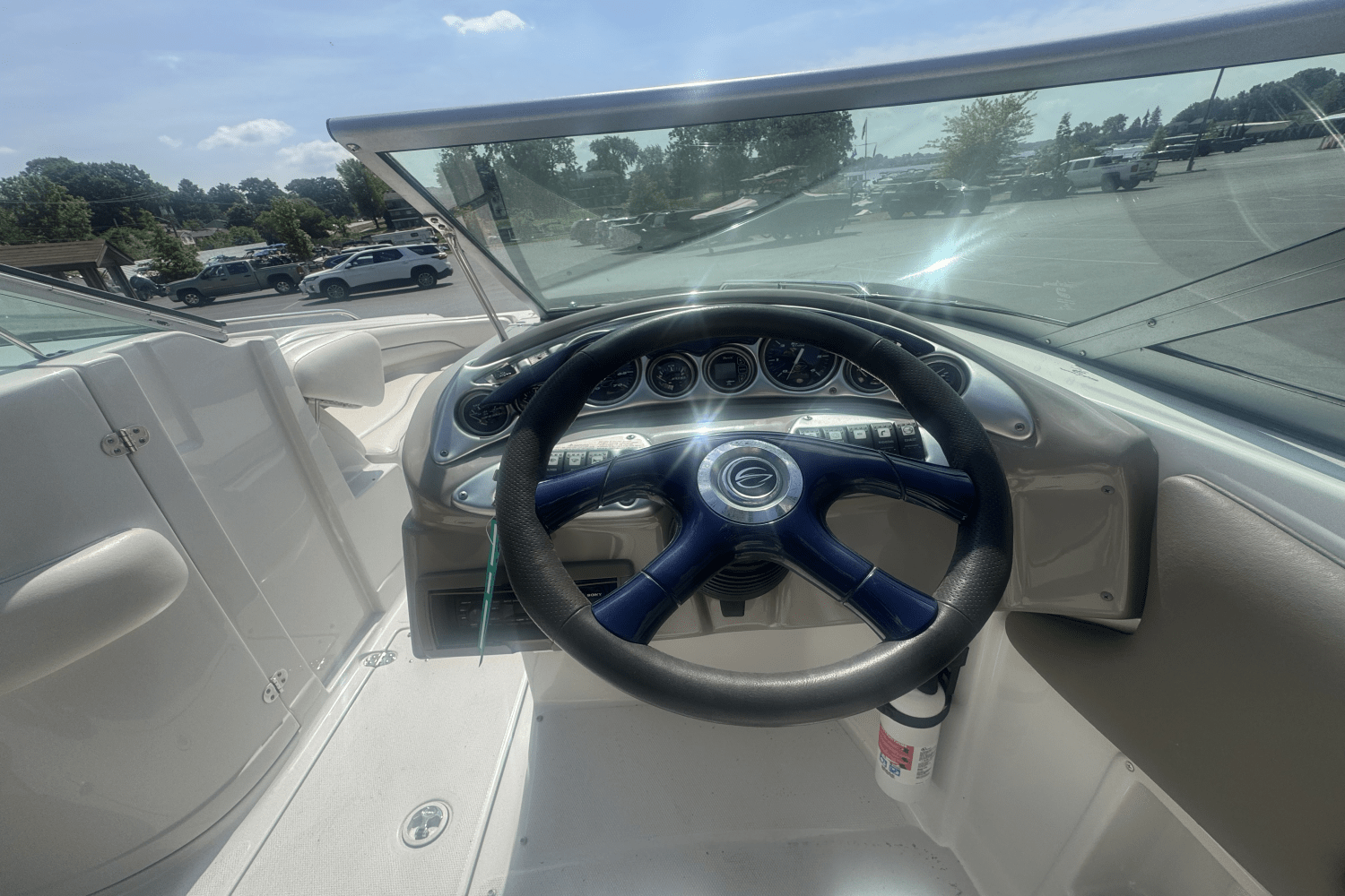 Slide: The Image of Crownline Boats 220 EX 2005 - 15