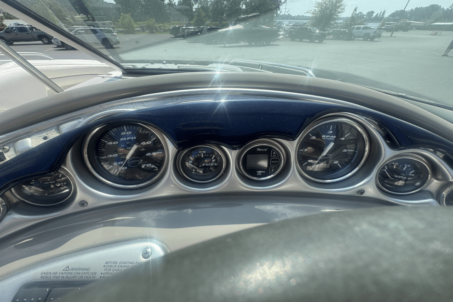 Slide: The Image of Crownline Boats 220 EX 2005 - 16