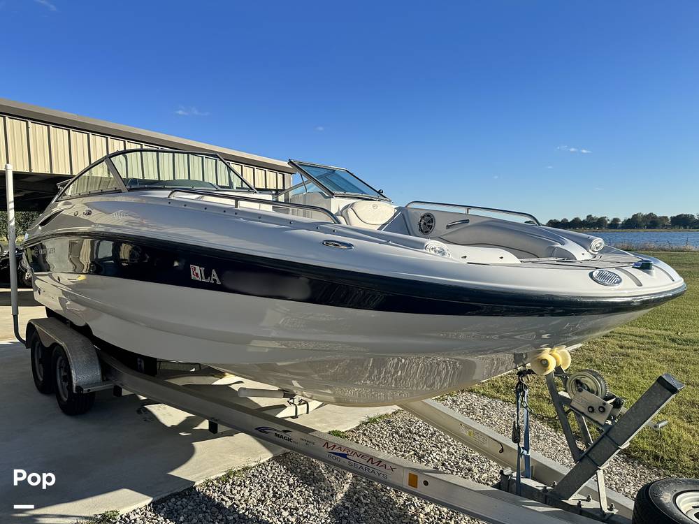 Slide: The Image of Crownline Boats 220 EX 2005 - 13608123