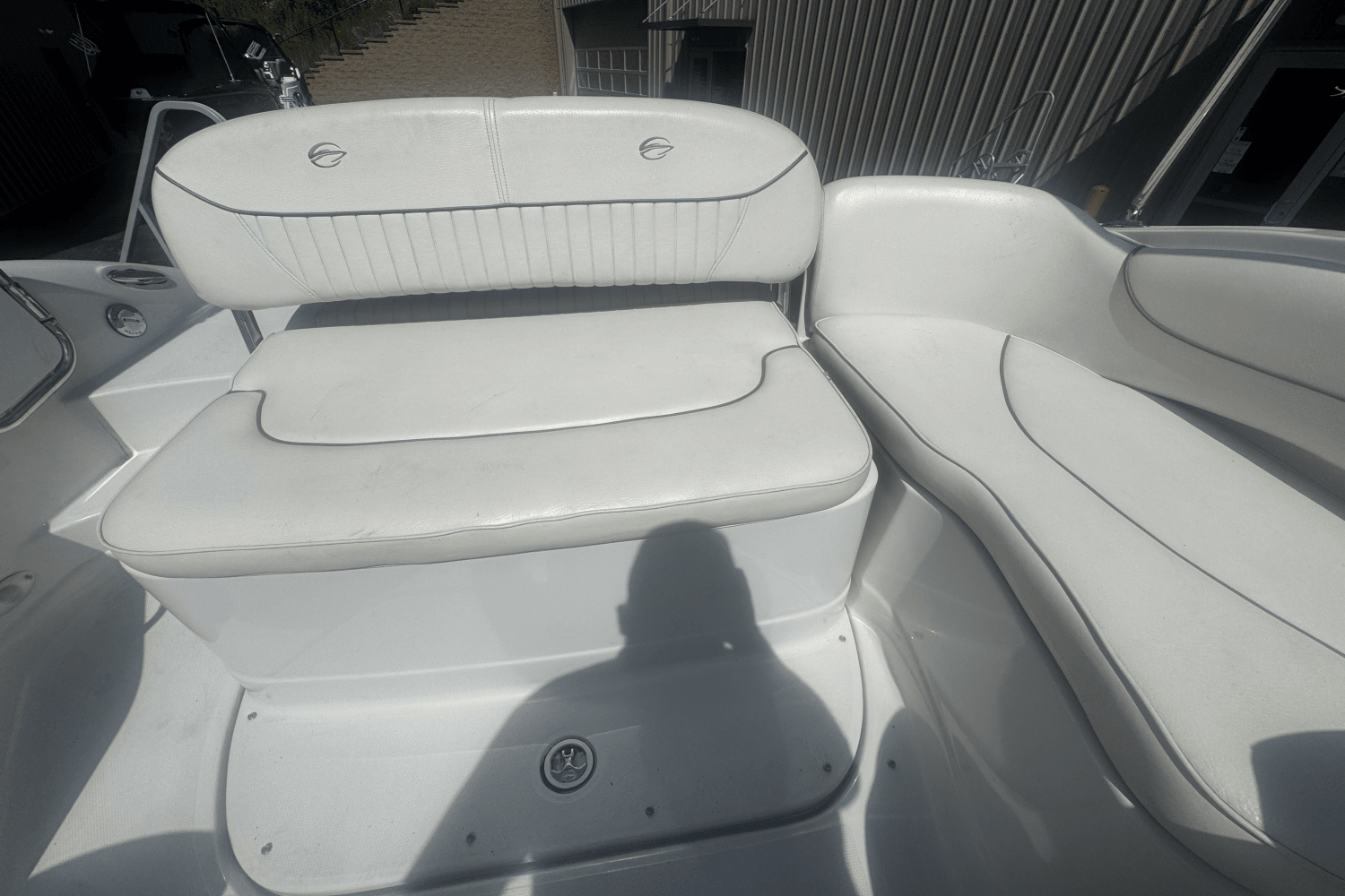 Slide: The Image of Crownline Boats 220 EX 2005 - 23