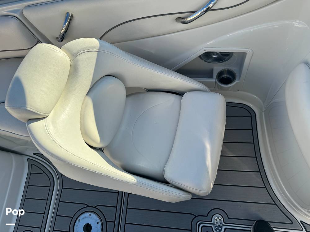 Slide: The Image of Crownline Boats 220 EX 2005 - 13608150