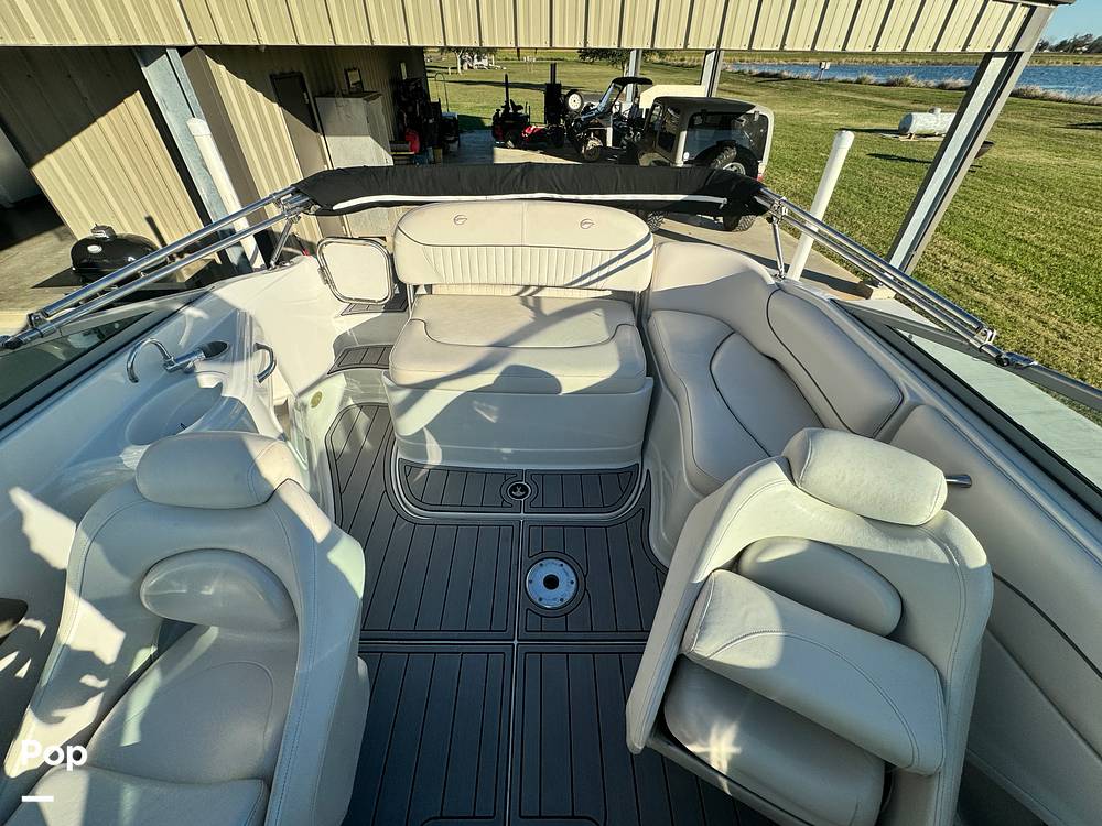 Slide: The Image of Crownline Boats 220 EX 2005 - 13608167